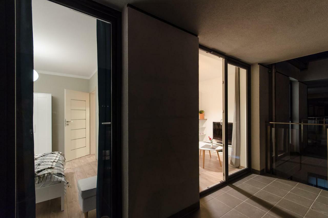 White Swan Apartment Cracovie Extérieur photo